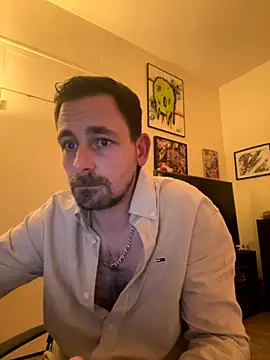 Snapshot of defbond420 chatting on September 27, 2025, 8:48 pm defbond420 online show from September 27, 2025, 8:48 pm
