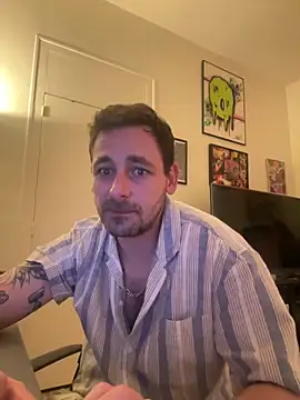 defbond420 online show from October 17, 2025, 10:00 pm