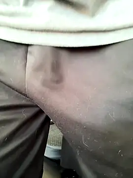 saltytuggah online show from October 6, 2025, 5:02 pm