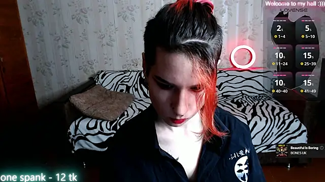 Miya Wey  online show from January 26, 2025, 11:50 am