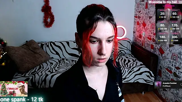 Miya Wey  online show from January 6, 2025, 3:29 pm