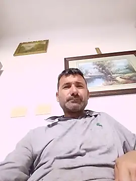 Snapshot of kariilalit chatting on June 1, 2026, 10:31 pm kariilalit online show from June 1, 2026, 10:31 pm