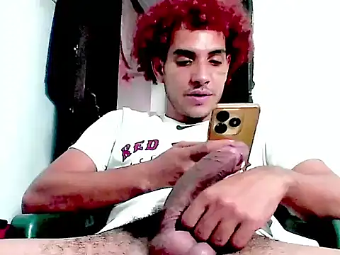 Snapshot of maick5- chatting on December 2, 2025, 3:58 pm maick5- online show from December 2, 2025, 3:58 pm