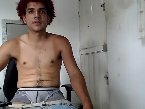 Snapshot of maick5- chatting on November 6, 2025, 2:21 pm maick5- online show from November 6, 2025, 2:21 pm