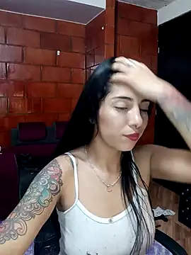 Snapshot of Raven__purple chatting on January 29, 2025, 4:26 am Raven purple online show from January 29, 2025, 4:26 am