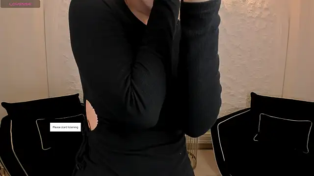 ChloePreston  online show from May 18, 2026, 10:53 am