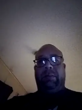 Snapshot of Exhibitionist040577 chatting on December 7, 2024, 7:43 am Exhibitionist040577 online show from December 7, 2024, 7:43 am