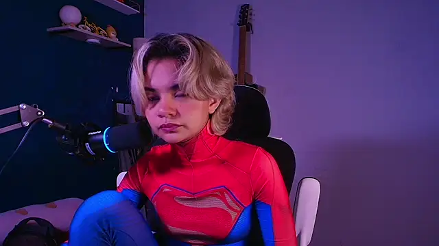 marlena3312 online show from February 12, 2026, 1:33 pm