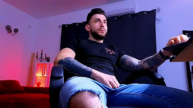 Snapshot of MightyAaron66 chatting on February 2, 2026, 3:38 am MightyAaron66 online show from February 2, 2026, 3:38 am