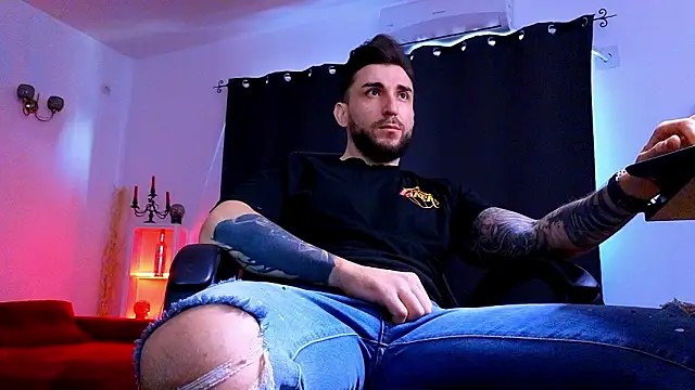 Snapshot of MightyAaron66 chatting on February 3, 2026, 6:22 am MightyAaron66 online show from February 3, 2026, 6:22 am