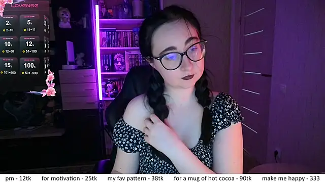 Snapshot of el_sweety chatting on June 1, 2026, 11:43 am el sweety online show from June 1, 2026, 11:43 am
