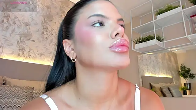 JadaKai online show from April 21, 2026, 12:12 am