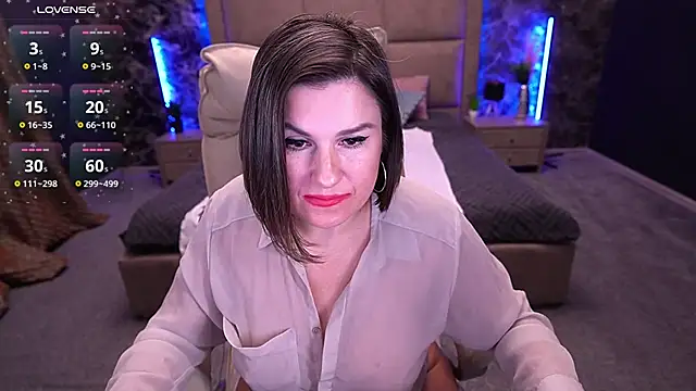 KiraRoxx online show from February 23, 2025, 6:34 pm