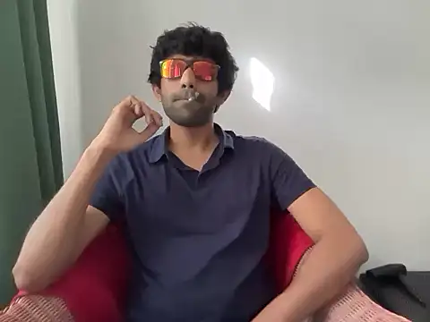 dominanthubby online show from June 11, 2026, 7:05 am