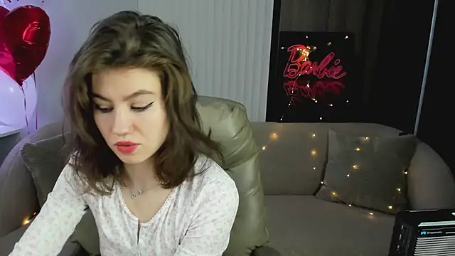 Selena grey  online show from March 3, 2025, 4:10 am