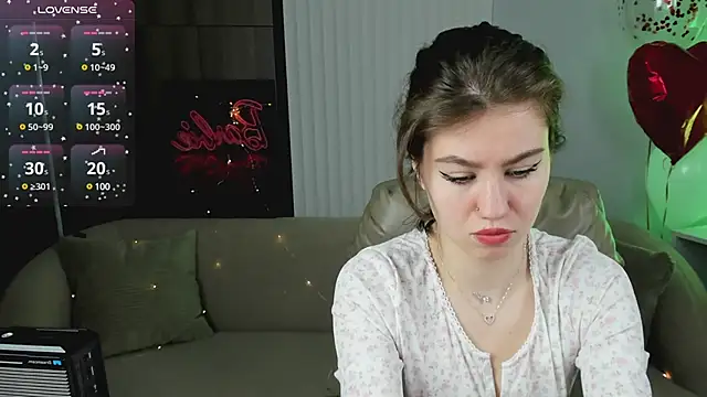 Selena grey  online show from March 3, 2025, 1:07 am