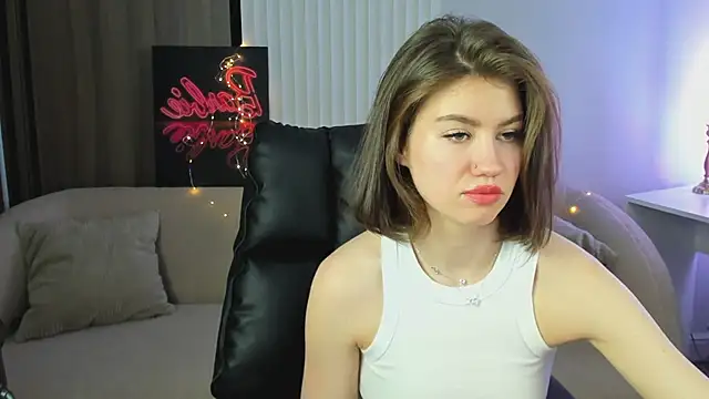 Selena grey  online show from March 14, 2025, 7:37 am