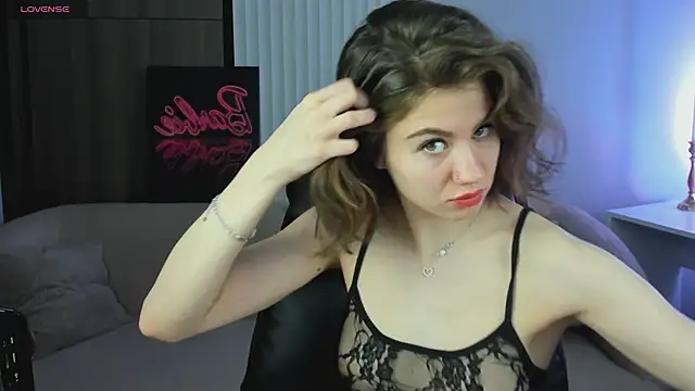 Selena grey  online show from March 21, 2025, 1:02 am