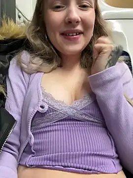 Snapshot of Baby_Tiny chatting on December 23, 2024, 8:36 pm Baby Tiny online show from December 23, 2024, 8:36 pm