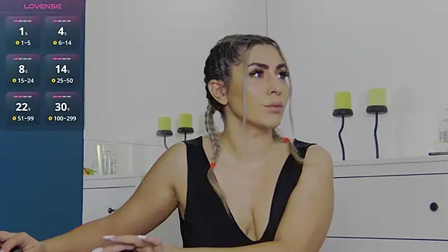 CelineMeyerr online show from October 7, 2025, 6:03 am