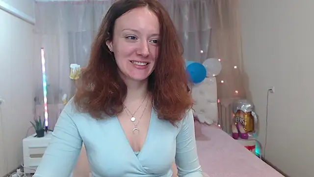 BarbaraStily online show from October 3, 2025, 7:32 am