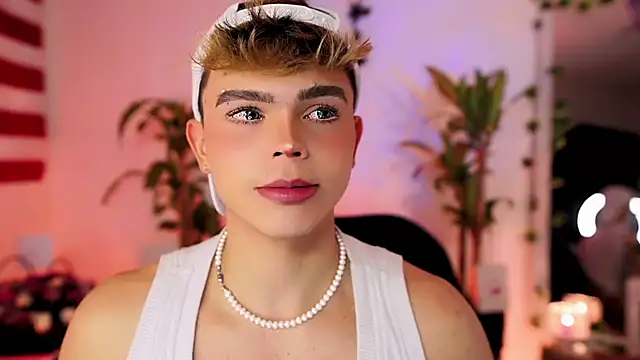 PRINCE STEV online show from October 7, 2025, 11:17 pm