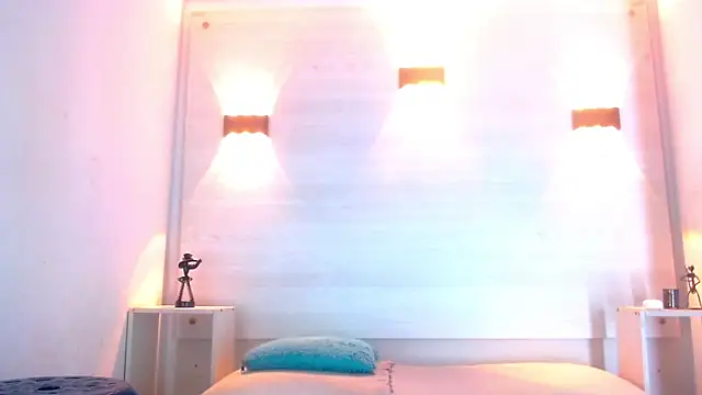 Molly Spears online show from March 12, 2025, 11:32 am