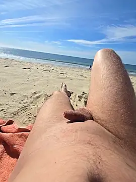 Snapshot of pierre92000a chatting on April 10, 2026, 2:57 pm pierre92000a online show from April 10, 2026, 2:57 pm