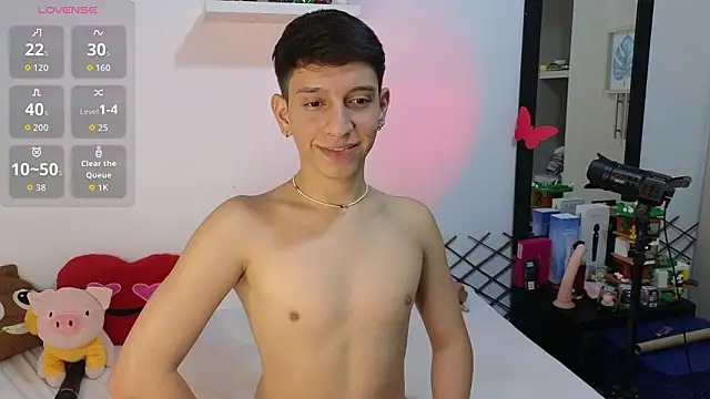 milky  boy  online show from February 25, 2026, 10:09 pm