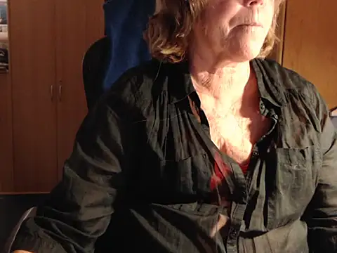  sunshine   online show from November 16, 2025, 7:29 pm