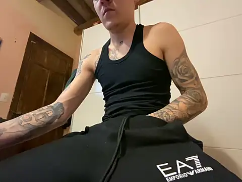 oscaar mb22 online show from February 16, 2026, 10:40 pm