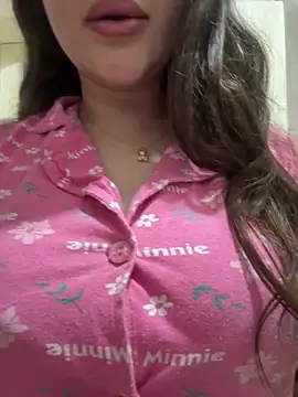 Elinatiranda online show from March 14, 2026, 1:00 am