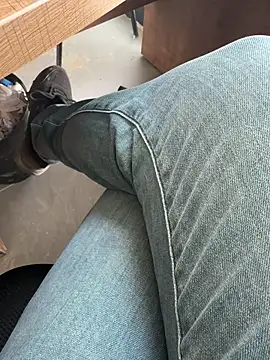 homidor online show from March 4, 2025, 12:33 pm