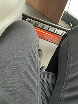 homidor online show from February 6, 2025, 9:53 am