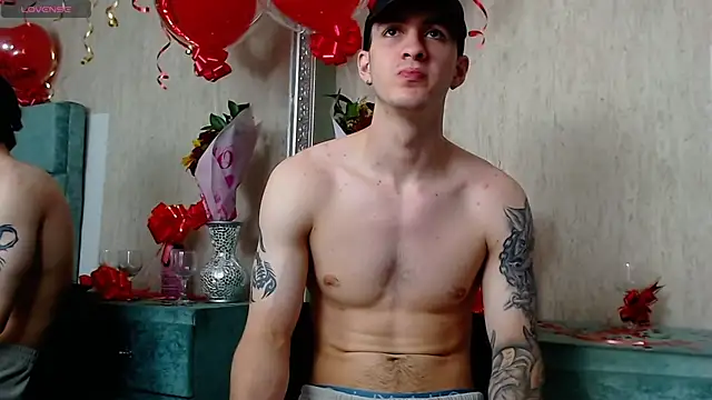 JacksonOlsenn online show from February 16, 2025, 7:38 pm