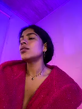 NINA 18 YEARS online show from December 16, 2025, 10:08 am