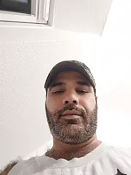 Snapshot of Jado_Oo chatting on August 6, 2026, 9:10 pm Jado Oo online show from August 6, 2026, 9:10 pm