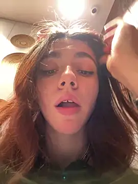Lily  Belle online show from March 10, 2025, 7:18 pm