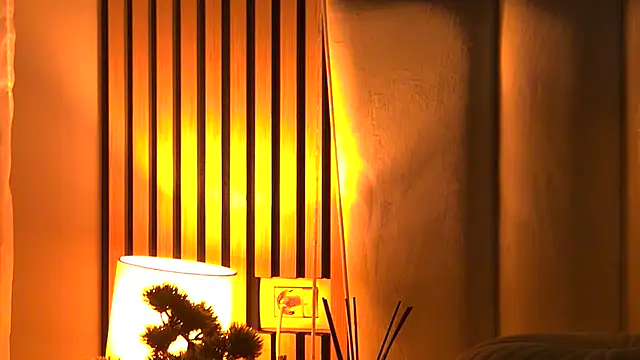 AngeliqueSkye online show from November 27, 2025, 4:13 am