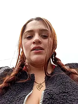 Snapshot of hanna-a chatting on October 20, 2025, 6:41 pm hanna-a online show from October 20, 2025, 6:41 pm