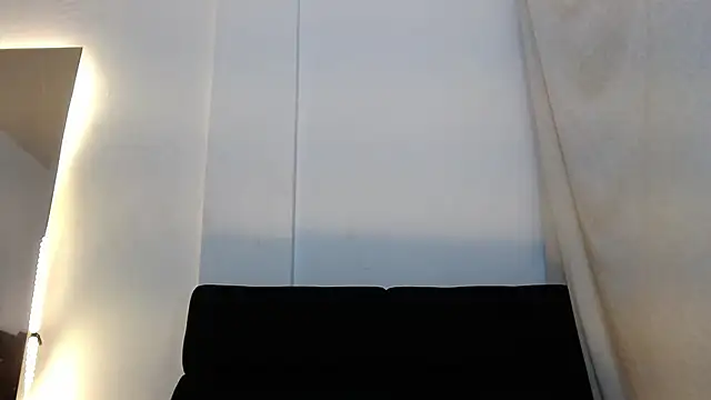 JacksonCooper1 online show from February 17, 2025, 5:47 am