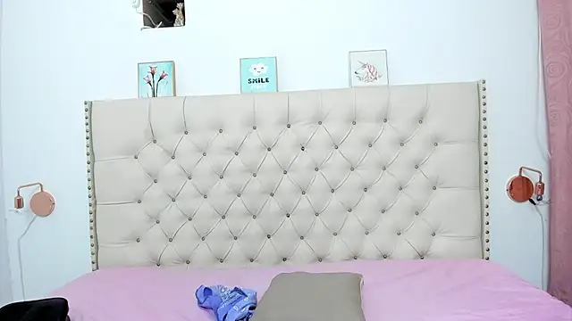 Snapshot of Kim_Eli chatting on February 13, 2025, 2:01 am Kim Eli online show from February 13, 2025, 2:01 am