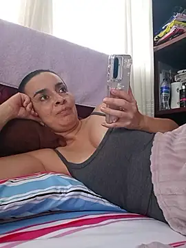 Samantha Sullivan  online show from March 27, 2026, 12:28 pm