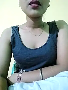 MISSQUEEN48 online show from March 2, 2025, 5:09 pm