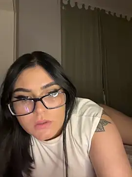 alexaandreea99 online show from December 8, 2024, 10:03 pm