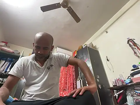 SammyChocolateIndian online show from January 22, 2025, 5:59 am