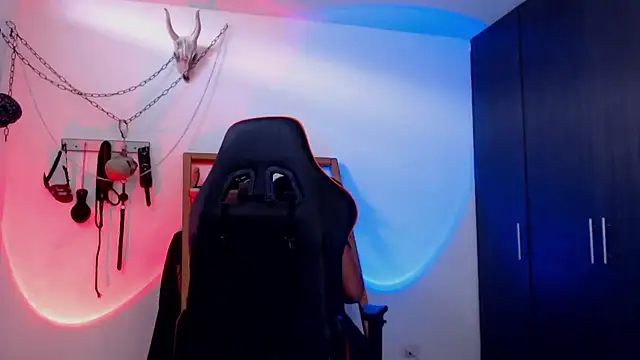 LilithSharon online show from October 9, 2025, 4:40 pm