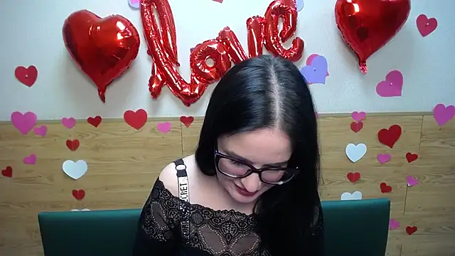 TayaBoret online show from February 17, 2025, 6:28 pm