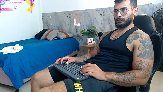 hanz col online show from November 10, 2025, 5:40 pm