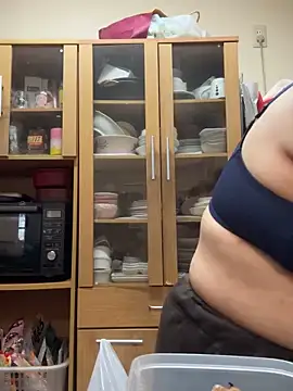 Snapshot of SAKU-RA-chan chatting on February 6, 2025, 12:11 am SAKU-RA-chan online show from February 6, 2025, 12:11 am